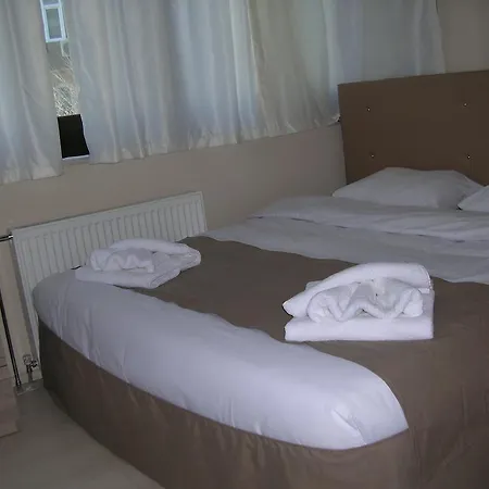 Hotel Nil Academic 2*