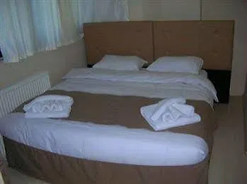 Hotel Nil Academic 2*